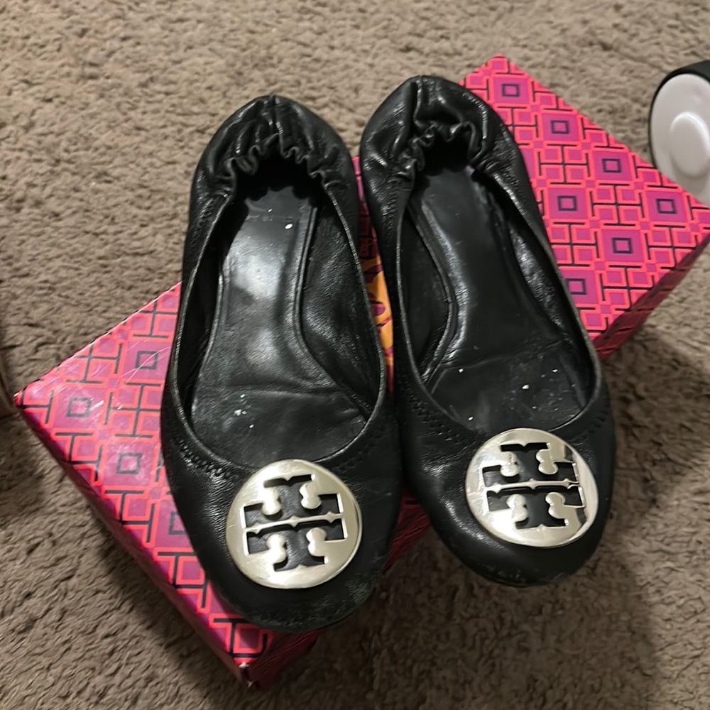 Black Tory Burch flats size 6.5